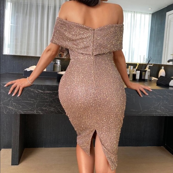 Navy blue sequins off shoulder fitted midi dress - Picture 3 of 16